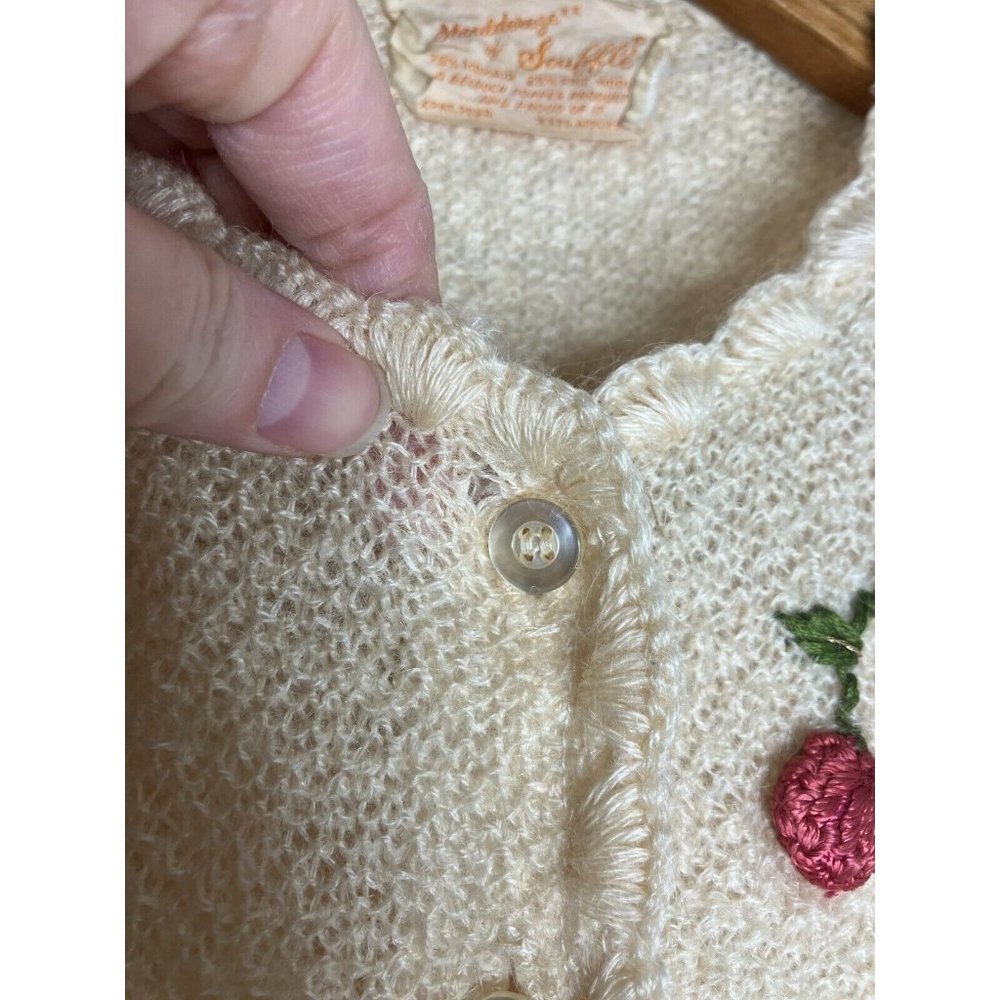 Vintage 50's Women's Small Medium Cardigan Sweater Rockabilly Cherry Cherries - Picture 7 of 13